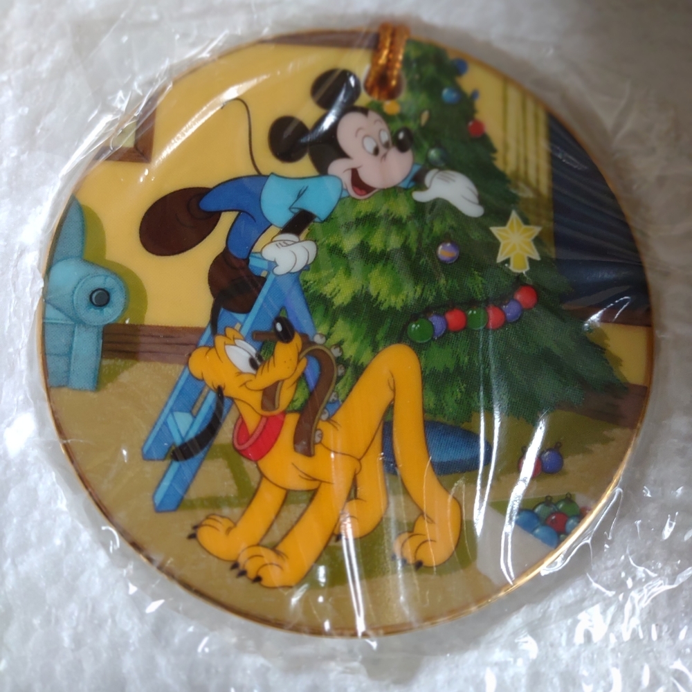 Walt Disney Collection Disc Ornament